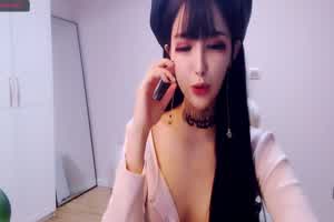 S级仙气气质极美女主播 直播自己的美胸与粉嫩鲍  背景图片