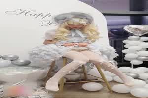 【洛丽塔】小可爱成人礼，轻花嫁日系可爱Lolita合法萝莉 白丝LO娘主动上位，软萌乖巧被操的叫爸爸  背景图片