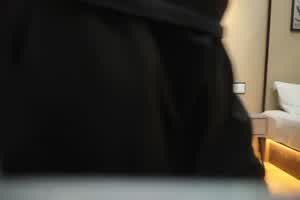 探花 骨感妹妹认真做爱不要看手机了  背景图片