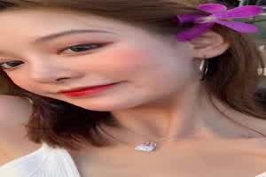 门事件 喜欢角色扮演抖音网红与男友私拍外流  背景图片