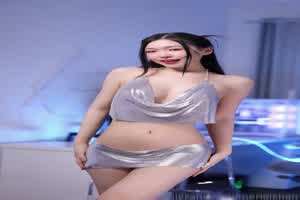 这绝对是我看过最高清的自慰  背景图片