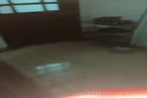 野狼出击 两个老铁吃消夜搭讪隔壁台的小姐勾搭上了带回家干  背景图片