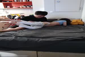 金先生蓝衣小腹美女边玩边做真幸福 完整版  背景图片