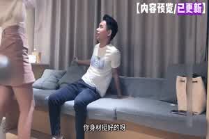 20岁【兼职大学生】听话可爱，小穴粉嫩，口活一流，被疯狂打桩，操得嗷嗷乱叫，顶级服务！重磅推荐！  背景图片