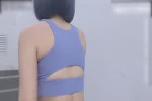 麻豆传媒 薇薇 尾随强上美臀邻居 后入高潮淫液泛滥  背景图片