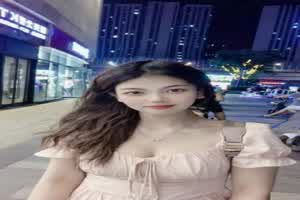 《吃瓜猛料》校园泄密，河南师范学院母狗流出  背景图片