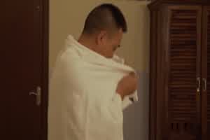 国产av 麻豆 淫魔舅舅与装睡外甥女相互暧昧的啪啪做爱  背景图片