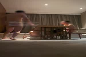 谁说我们华人不会玩 过年就这样搞  背景图片