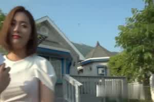 韩国三级片 女主持人采访猛男不相信他的床上功夫后现场示​​范  背景图片