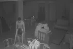 乌鲁木齐少妇和隔壁老王偷,情不料家里居然偷偷装了摄像头惨遭曝光！！！  背景图片