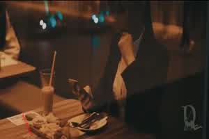 v怪客的无情sm母狗调教  背景图片