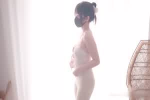 玩偶姐姐 短篇集「假日瑜伽」  背景图片