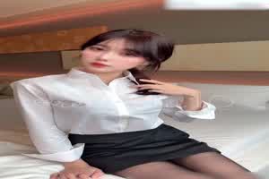 黑发清楚系美乳小樱花妹可爱脸蛋任意乱干  背景图片