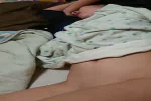 幼女萝莉的美丽胴体  背景图片