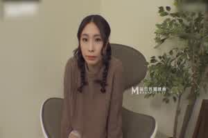 麻豆传媒 街头狩猎EP1 害羞素人大解禁  背景图片