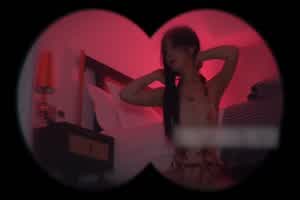 痴女暴力玩穴滴蜡  背景图片