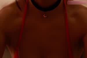 SSRPeach翘臀销魂正妹高潮  背景图片