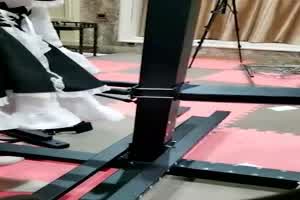 这个女孩的，太刺激了爱玩重口BDSM  背景图片