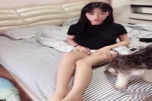 女友自慰视频传给我好性奋  背景图片