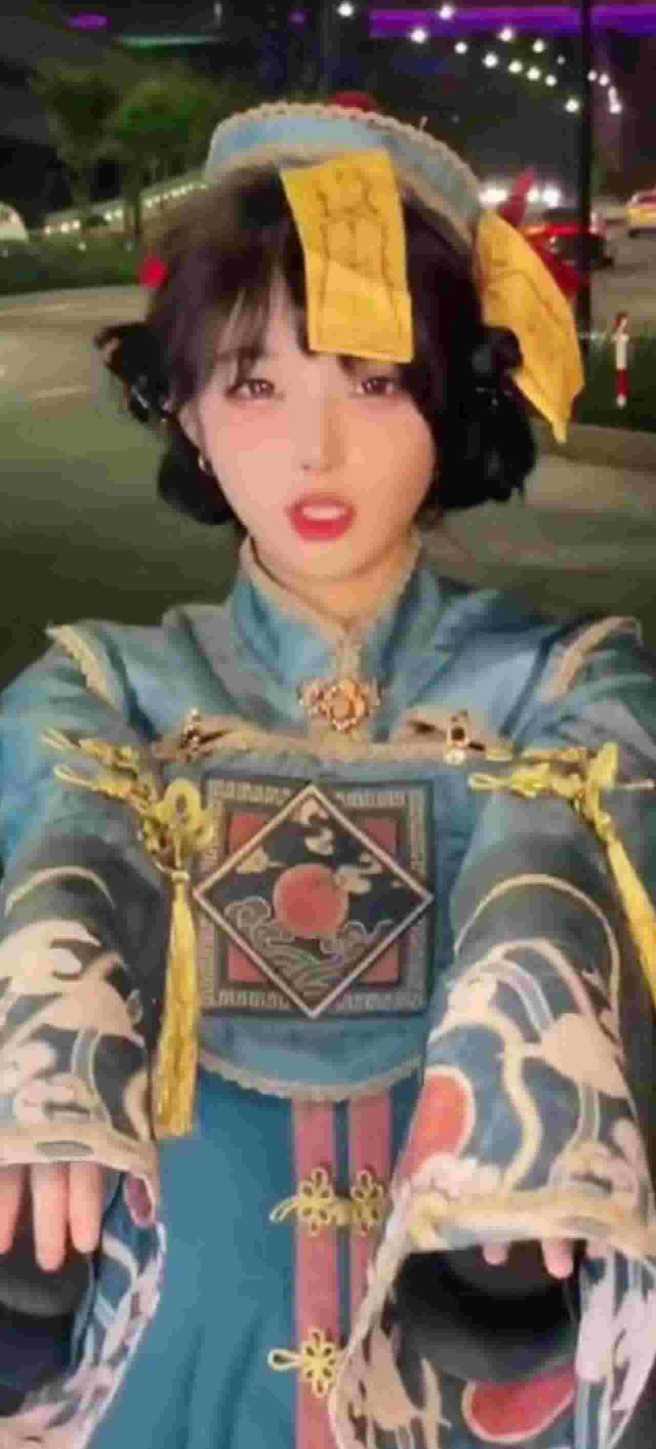  900万抖音可爱网红 认真看好 我只拨放一次 的剧照10