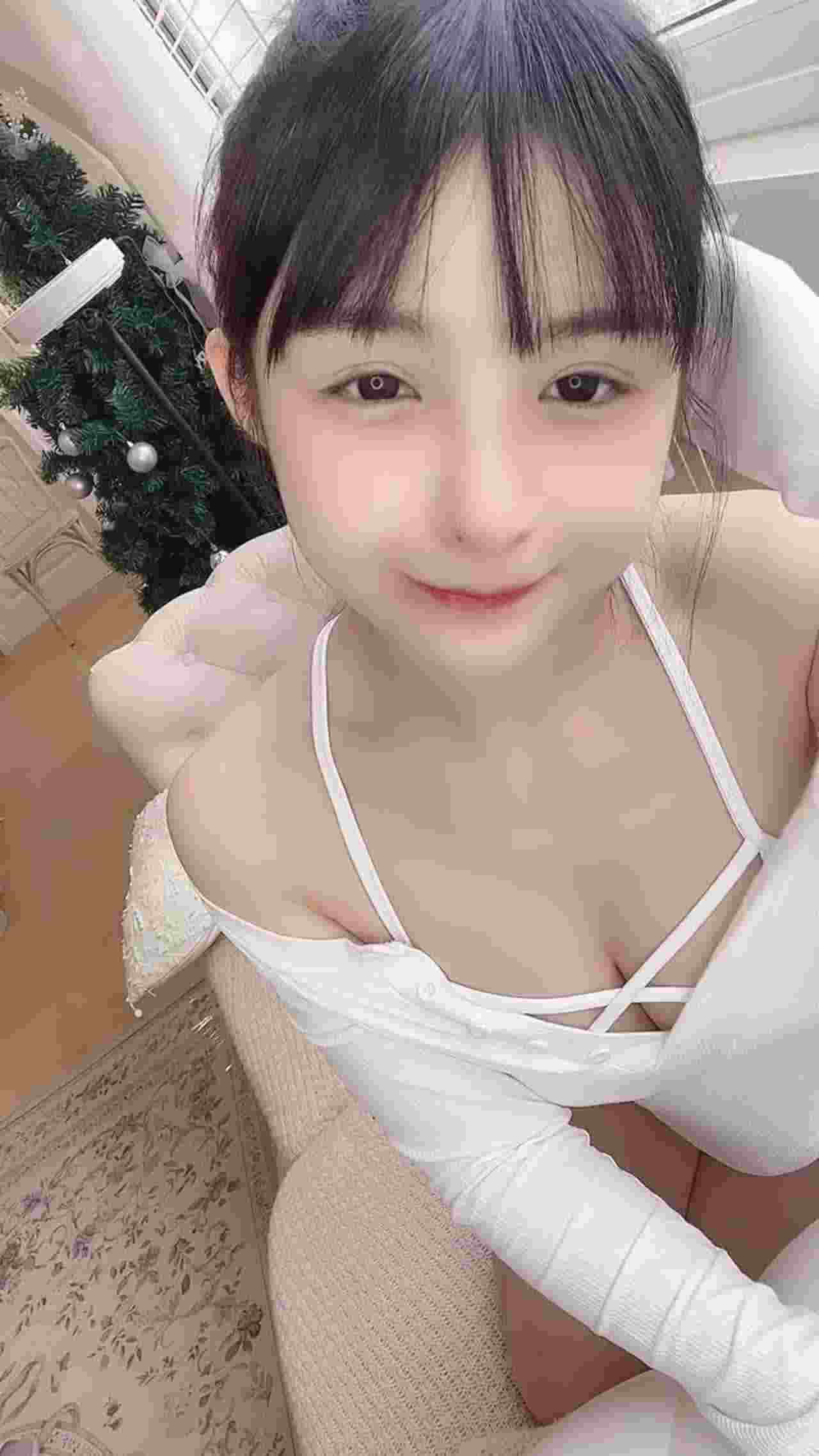  极品慎入 樱井宁宁 超可爱合法小萝莉 的剧照6