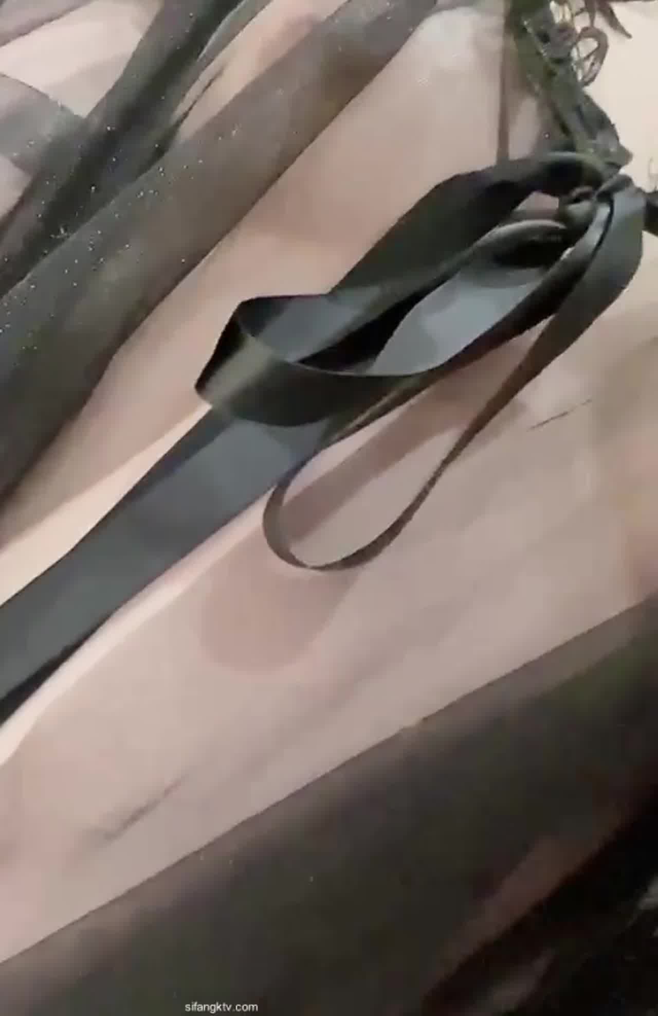  极品嫩模杭州白白最新啪啪私拍 狂插粉嫩小菊花 的剧照1