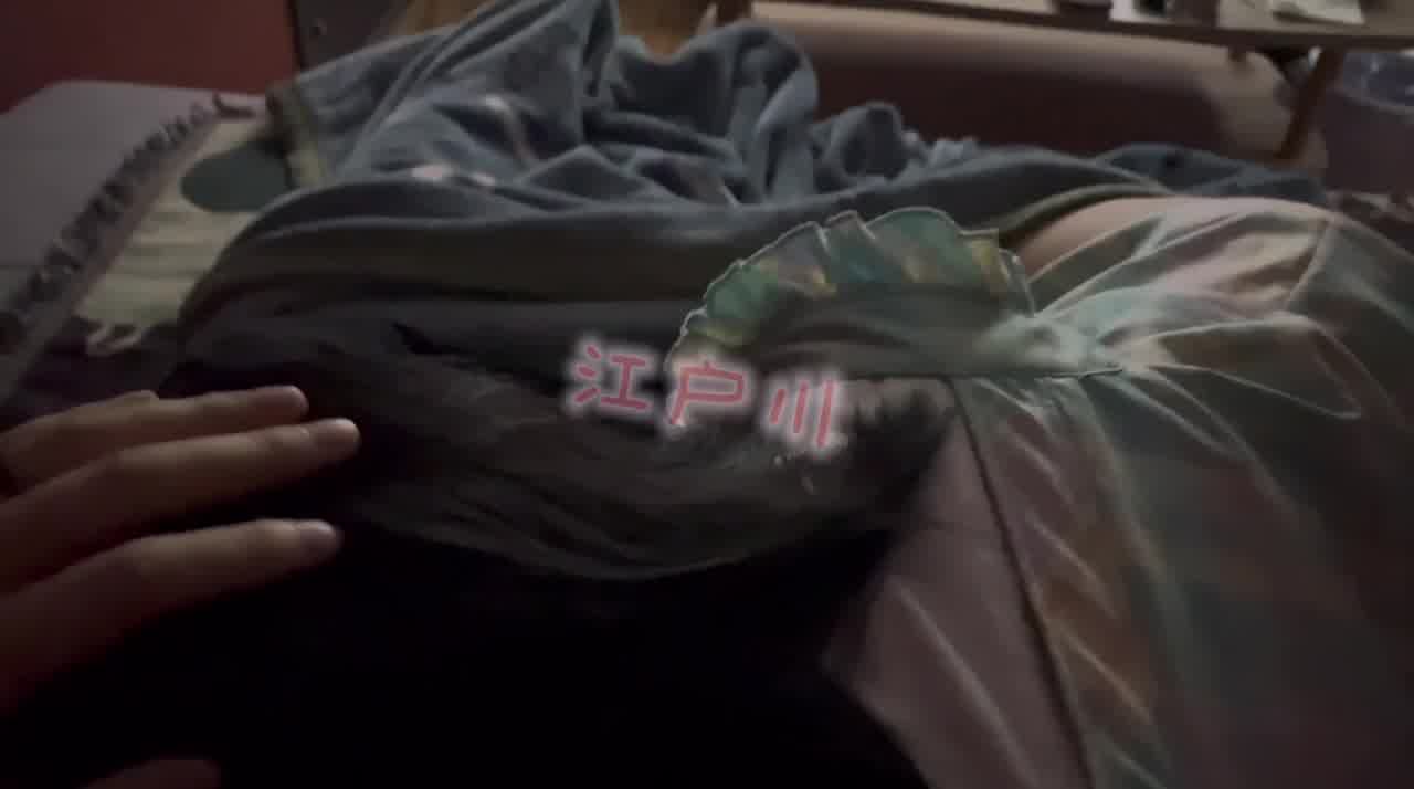  看着电影吃鸡巴 的剧照4