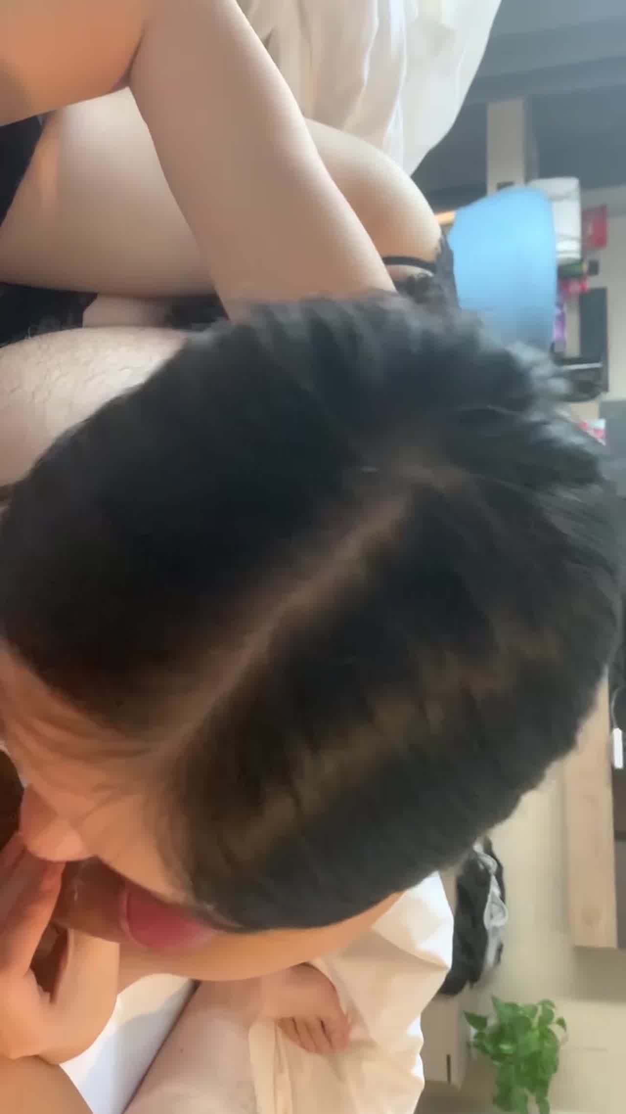  淮南余文乐 漂亮女友说喜欢吃酸奶棒棒 女友满脸的开心_舒服地给艹了！ 的剧照8