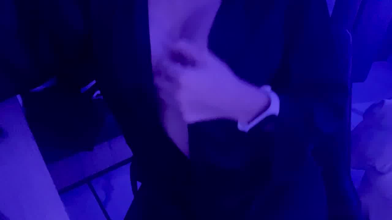  amam7078-迷情紫灯光揉奶 的剧照5