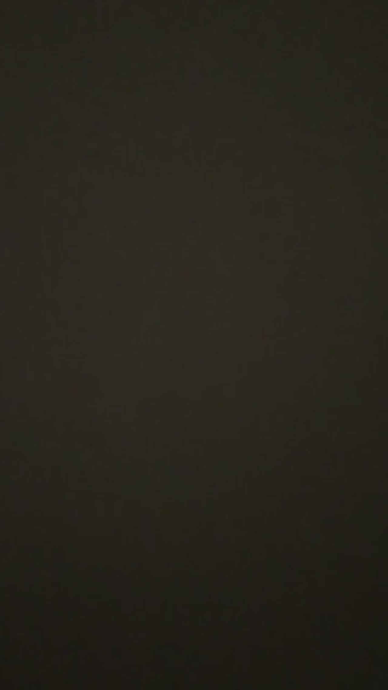  真实勾搭公务员轻熟美少妇，背着老公偷情上瘾，骚逼一扣就流水，风韵犹存喜熟必看 的剧照5