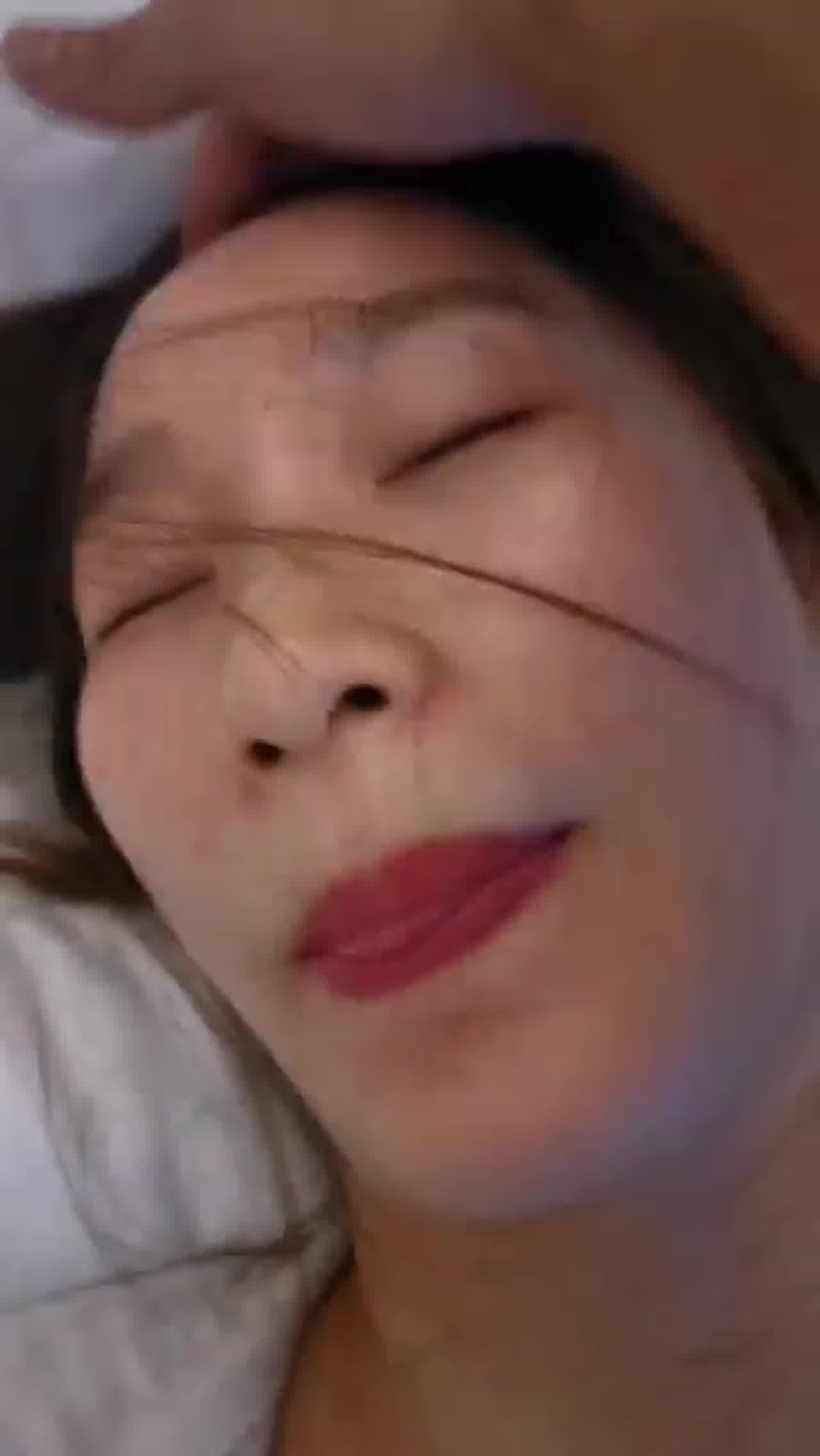  被操的神情恍惚，被操舒服了 的剧照6