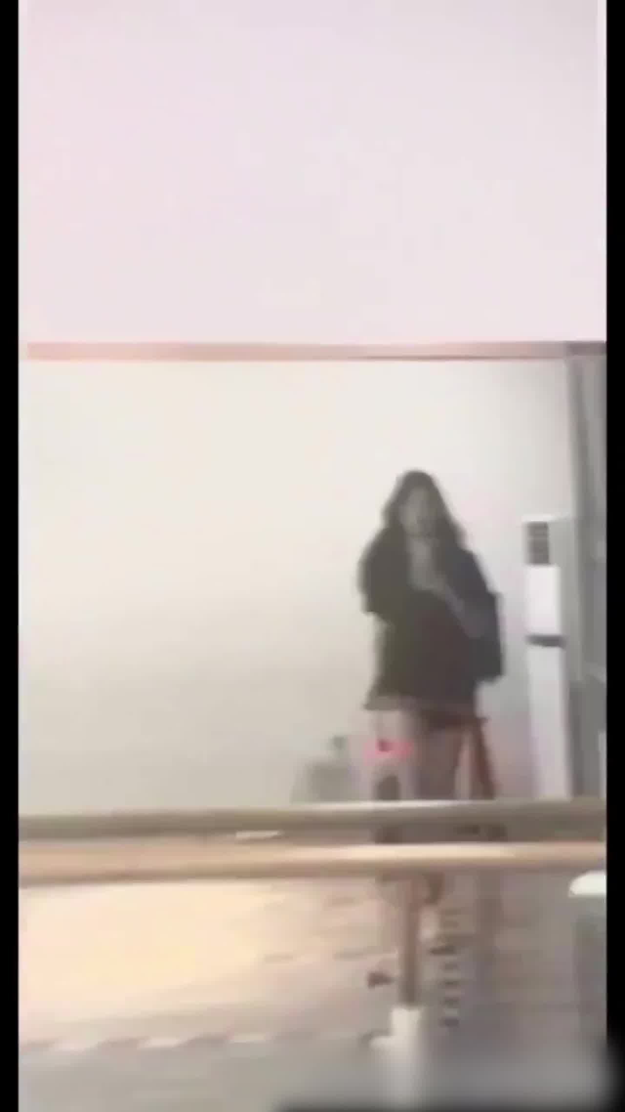  我的妈呀 他有鸡鸡阿 的剧照4