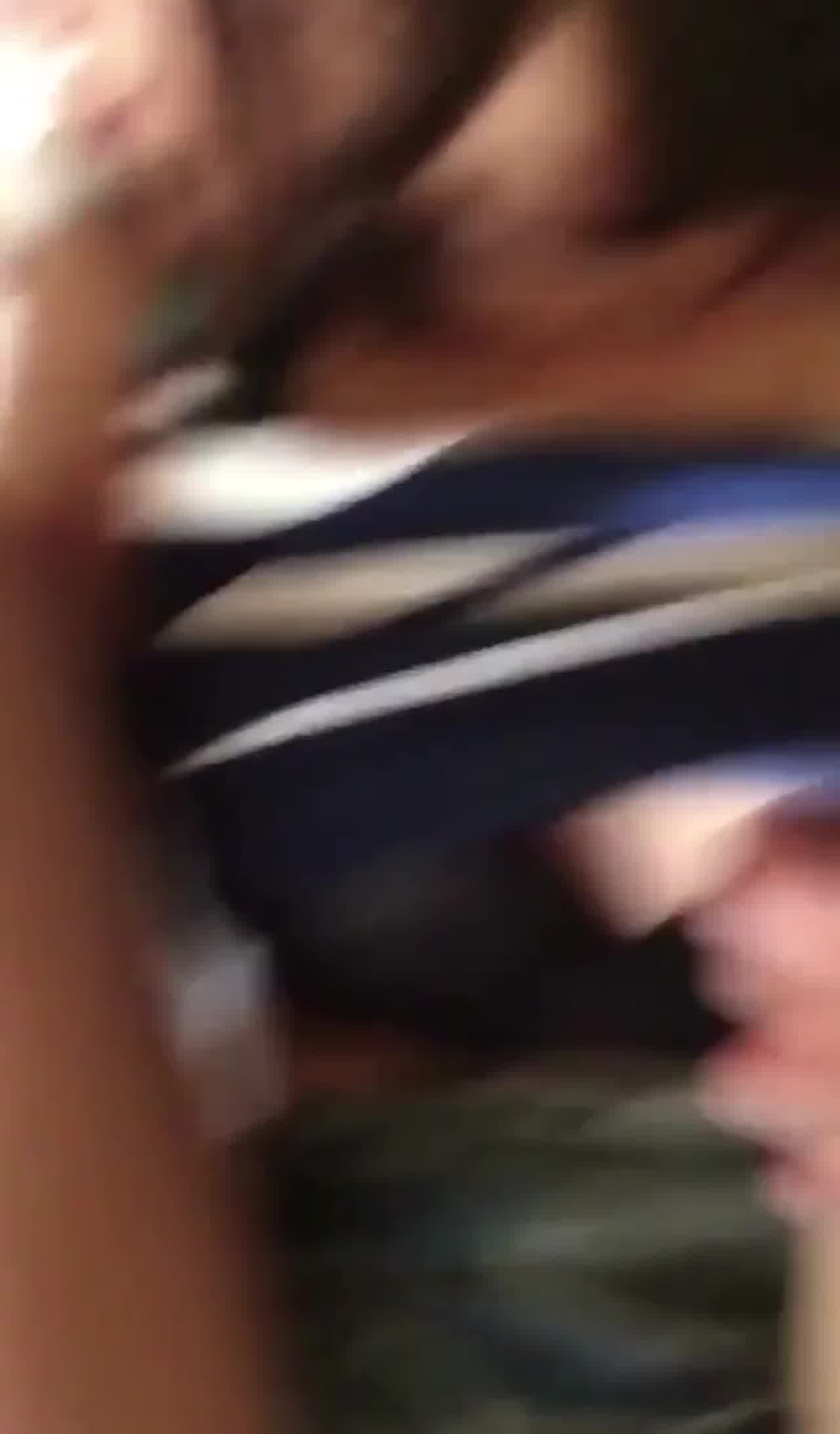  穿牛仔裙的学姐被操哭了 的剧照9