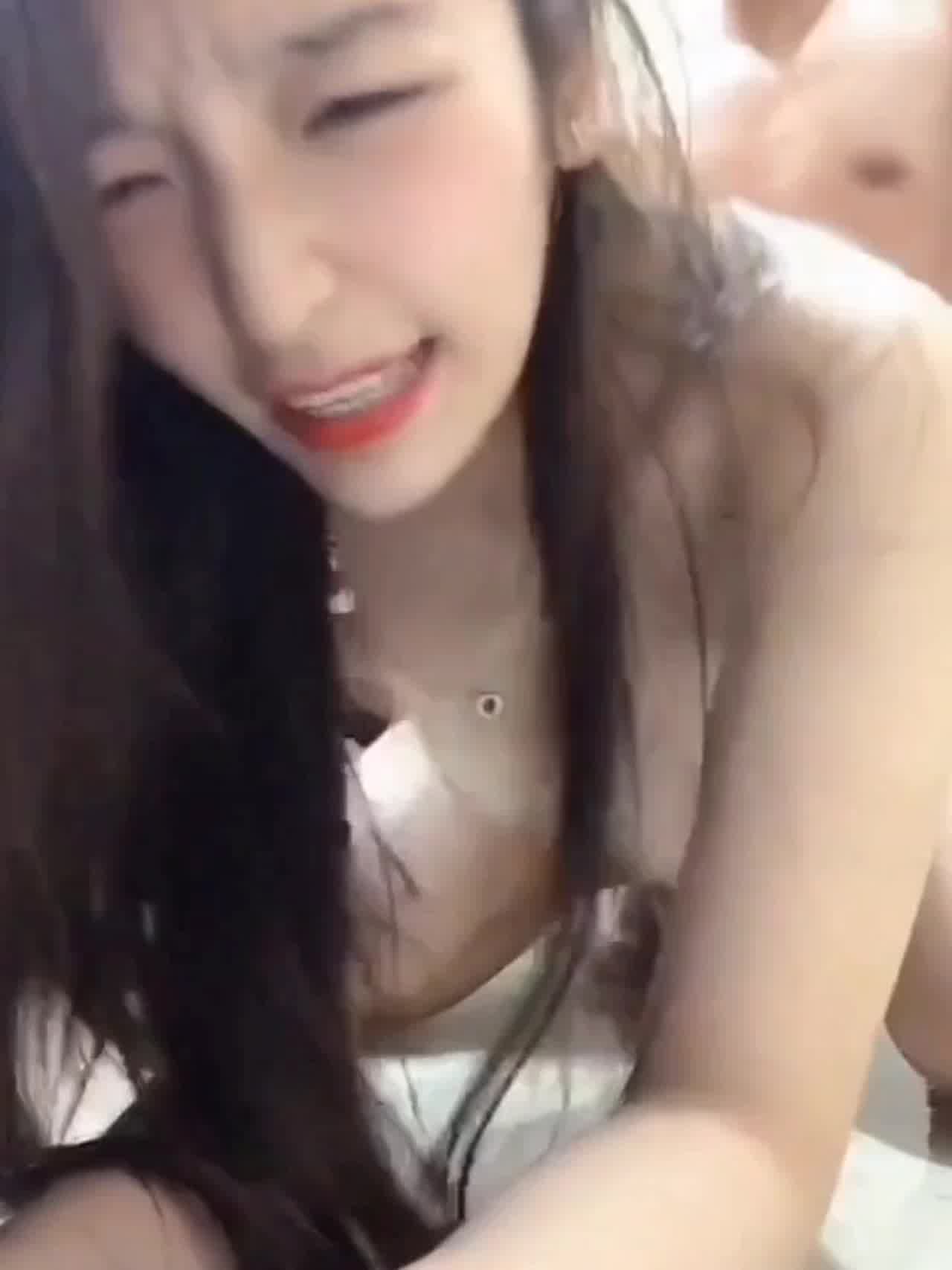  自拍极品反差女友! 的剧照9