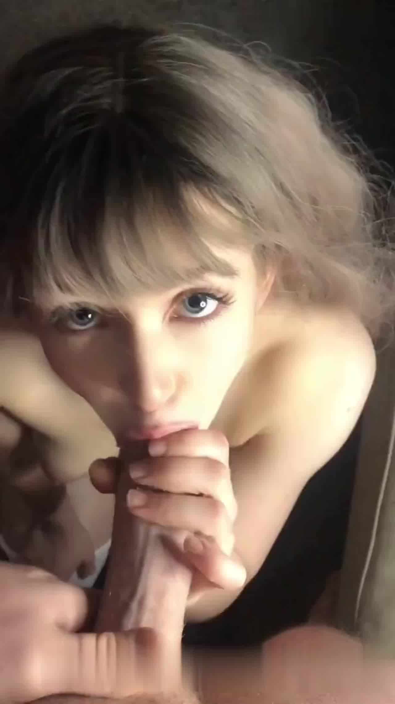  超白嫩的芭比淫娃口完之后生吞精液 的剧照9