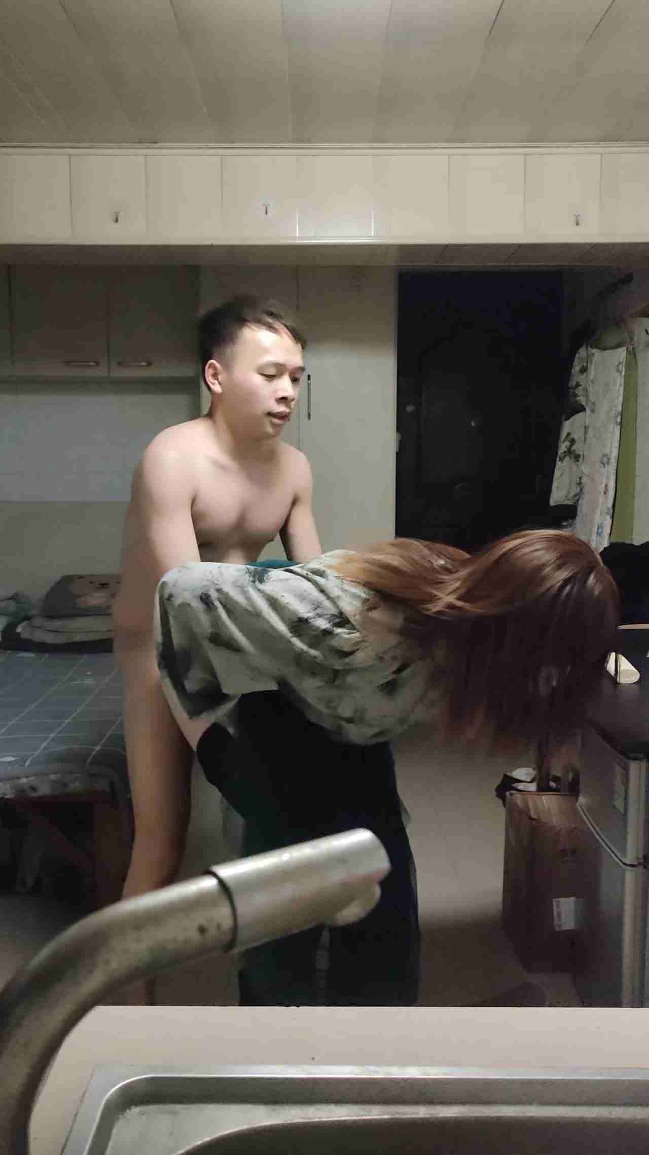  门事件 红姐视频合集 伪娘阿红玩直男系列完整版_04 的剧照3