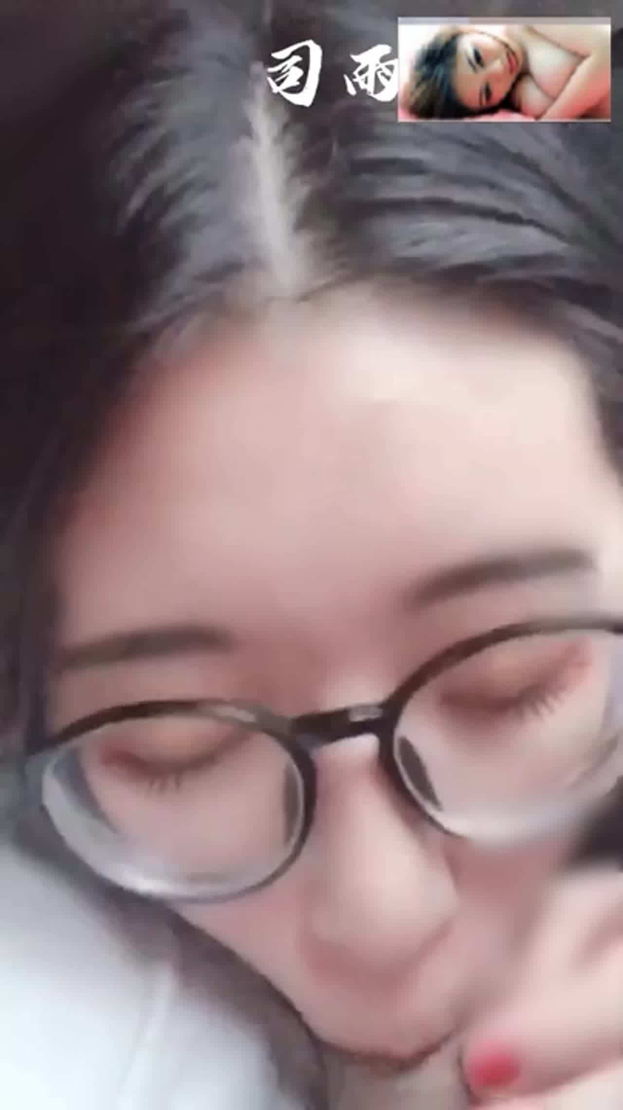  萌妹子司雨清纯外表下好淫荡 的剧照7