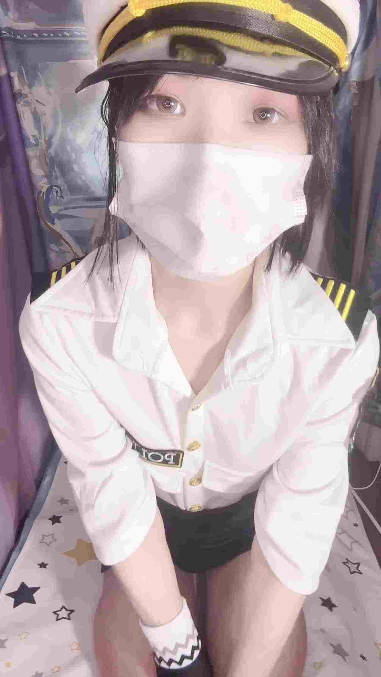  原创 反差女警需要大肉棒 的剧照6