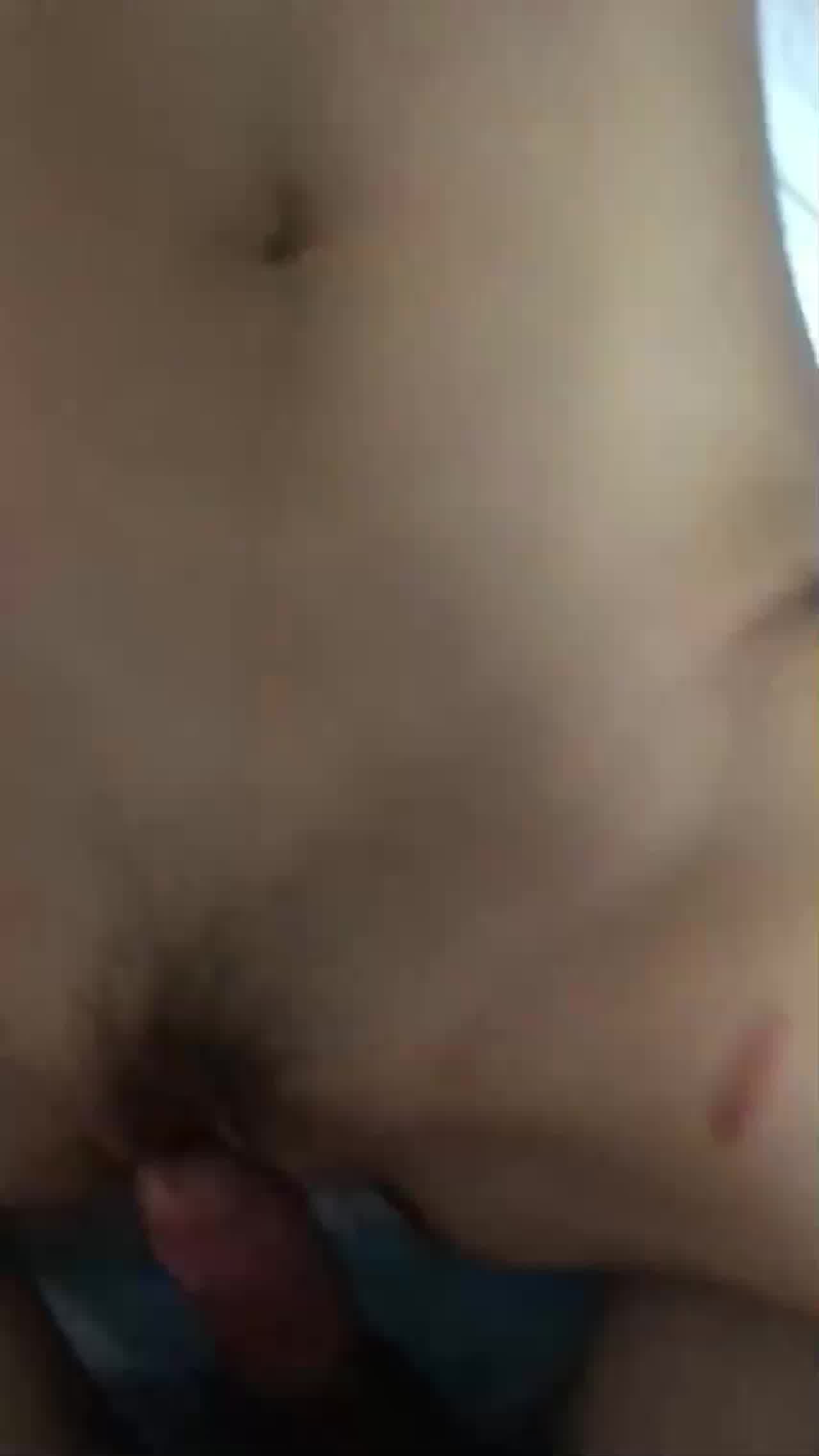  女友来月经了还想要，极度饥渴，'我要，插深一点‘，无套搞，弄得鸡巴都是血！ 的剧照7