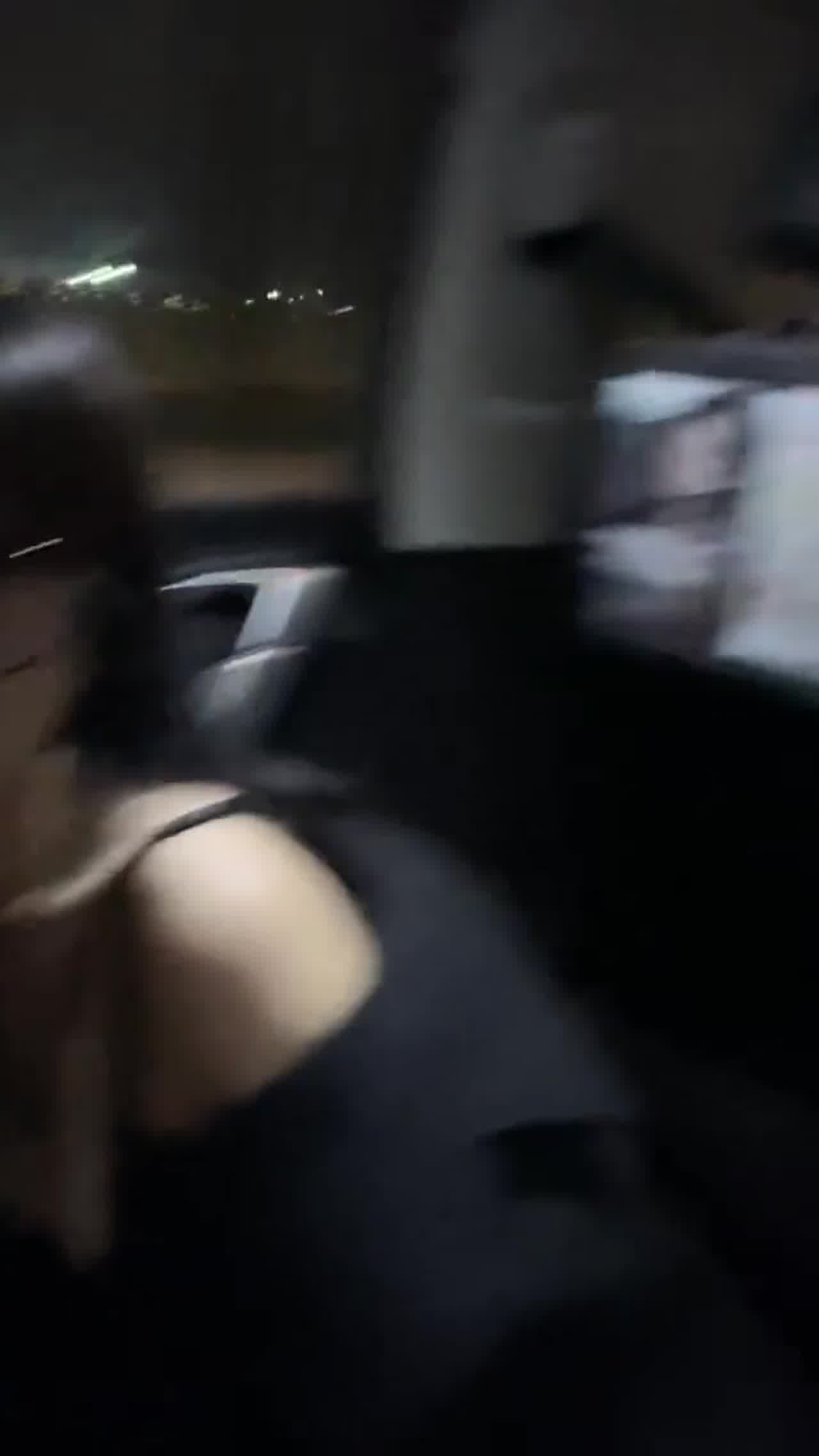  副驾驶的骚货 的剧照2