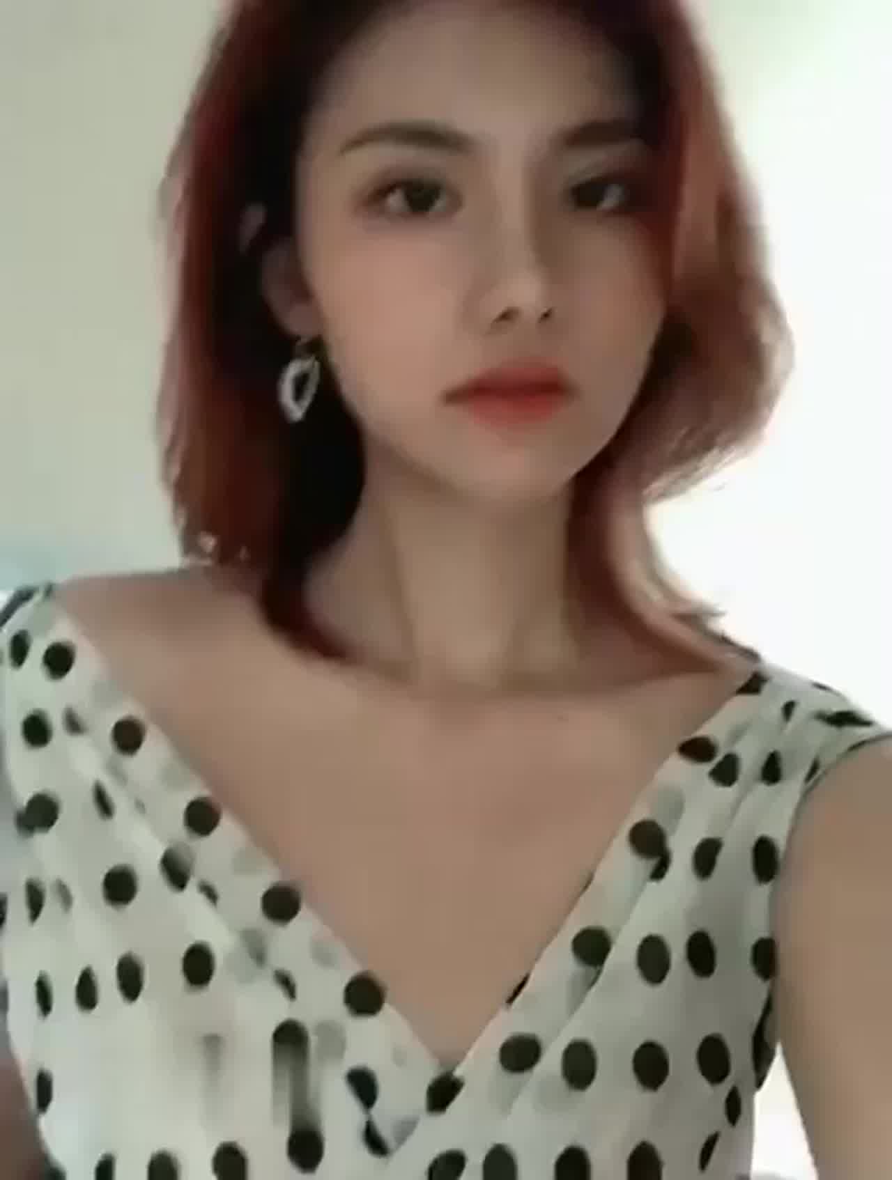  色影大师wanimal 王动 双模合力演出性爱视频 的剧照5