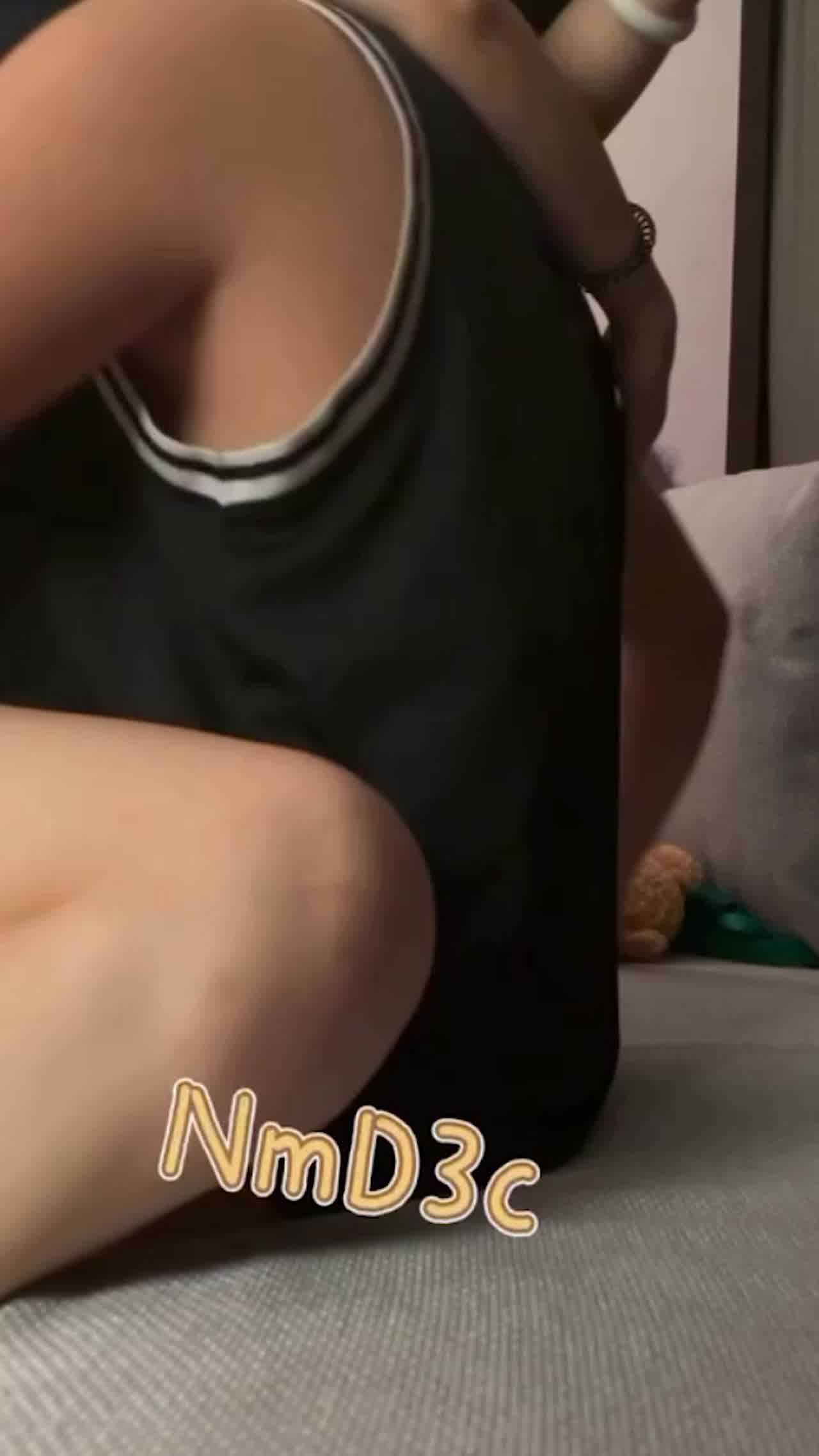  情侣完整版 做爱喜欢玩各种 COS装扮满足男友 的剧照8