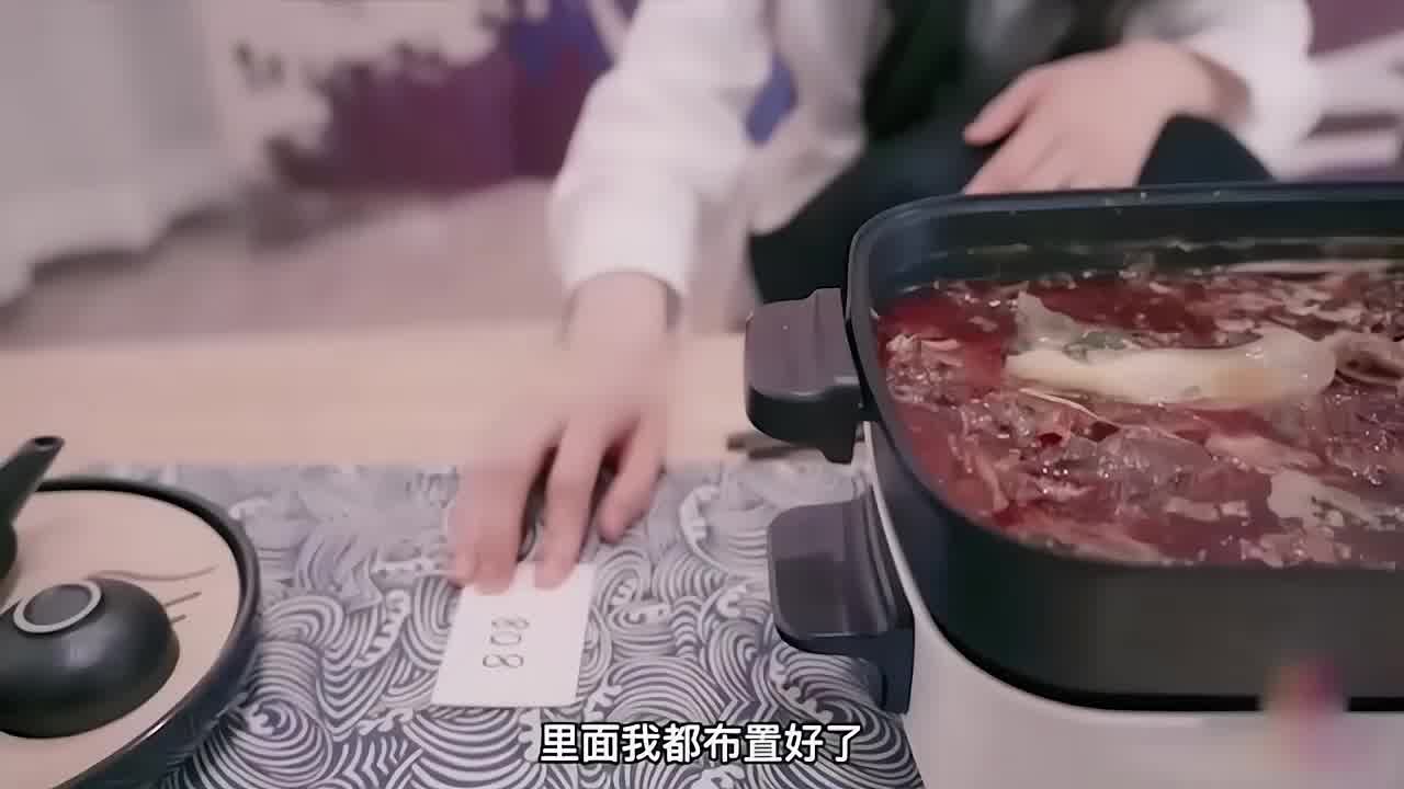  榜一矿老板的魅力，女主主动洗香香伺候大哥 的剧照2