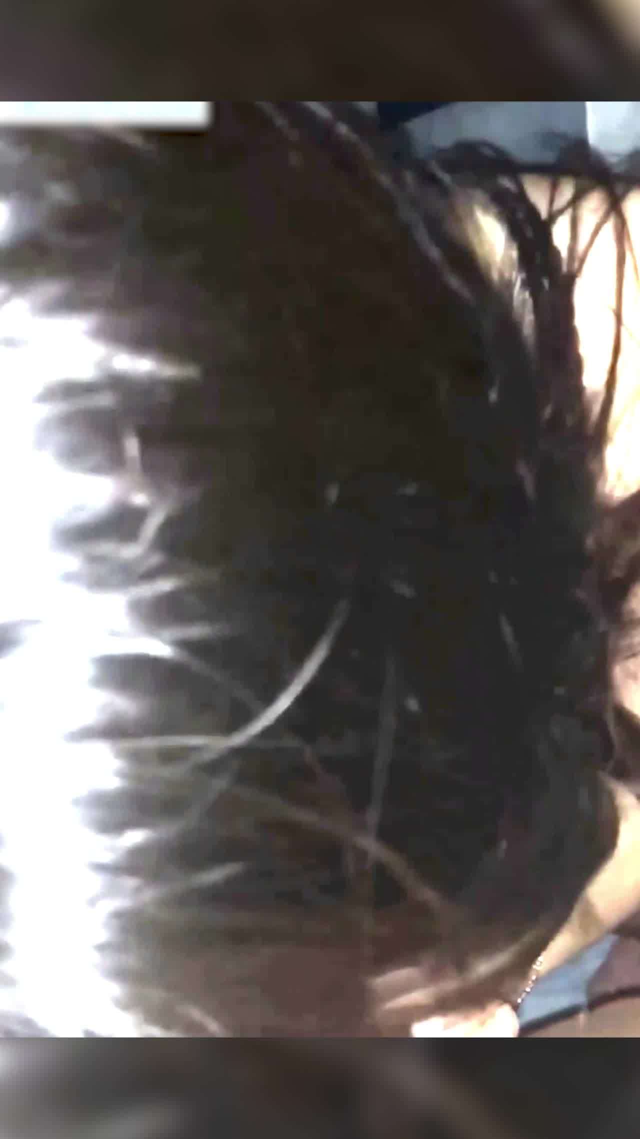  妹妹好可爱 害羞模样吃鸡好爱！ 的剧照4