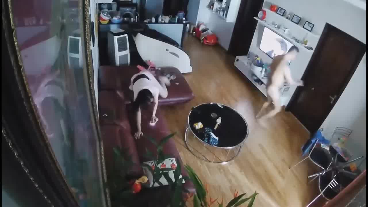  家庭泄密事件，才搞6分钟就射了？ 的剧照9