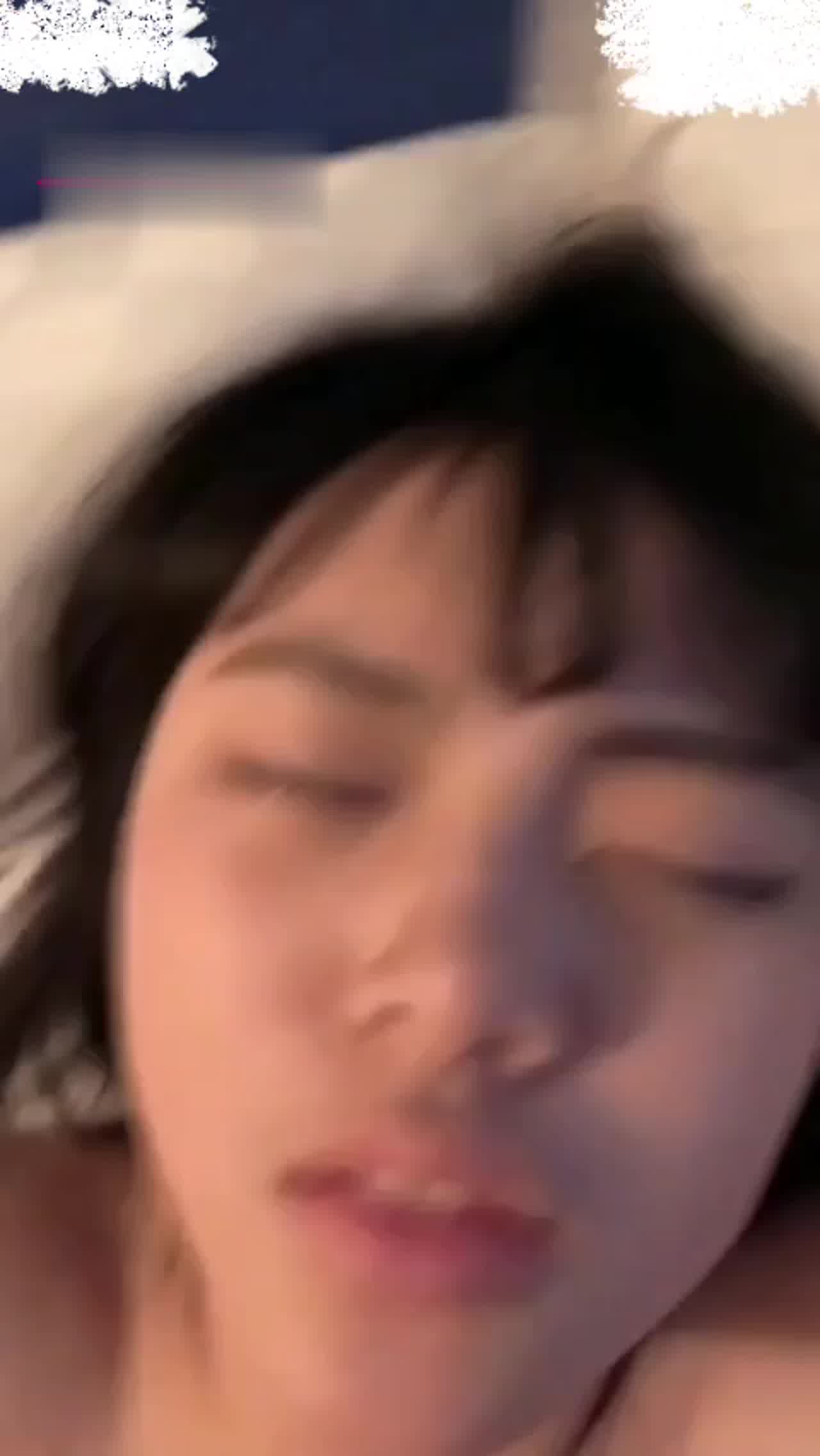  用我的大肉棒征服极品学妹 的剧照3