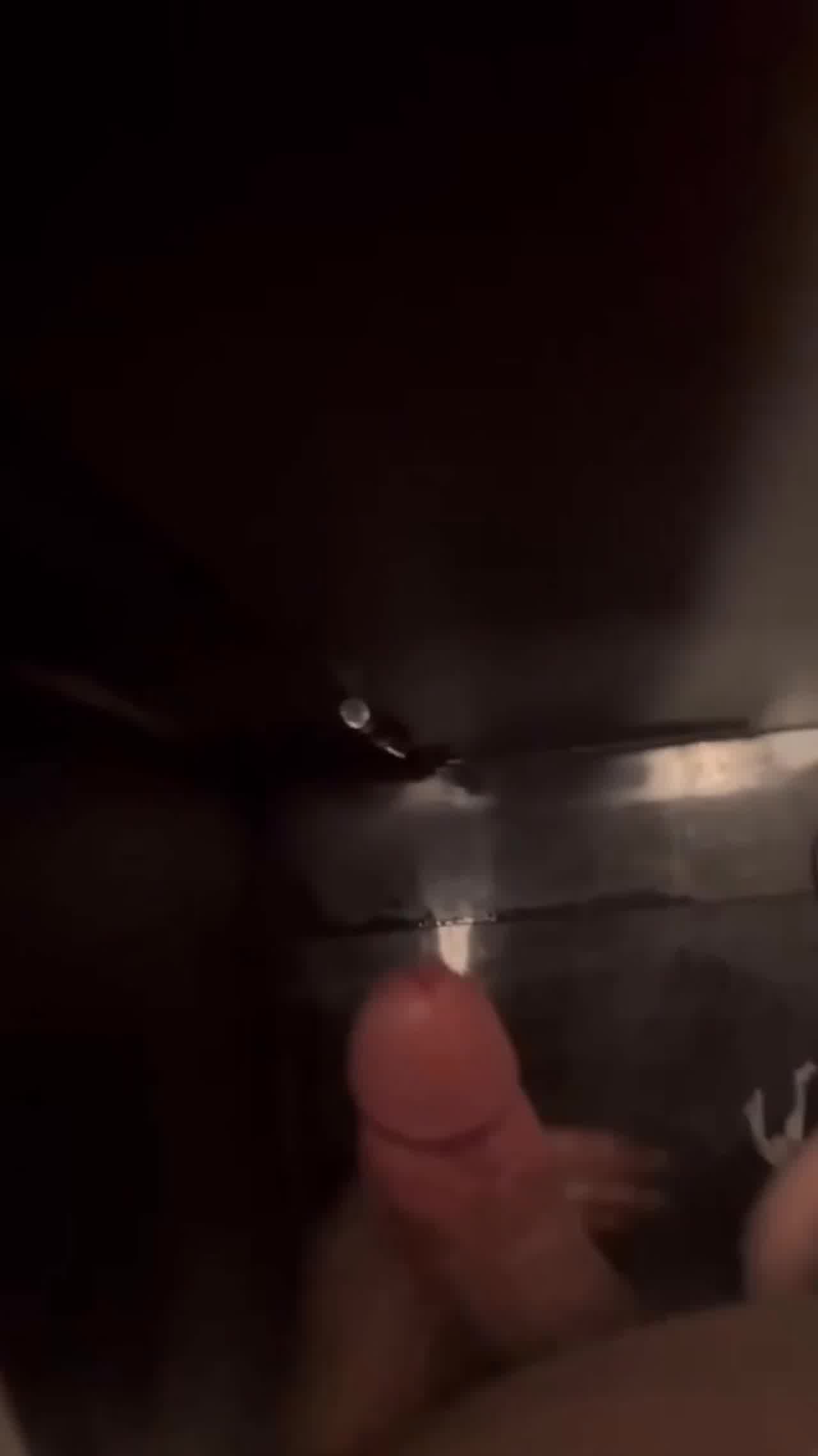  极品嫩模夜店卫生间毒龙深喉 的剧照9